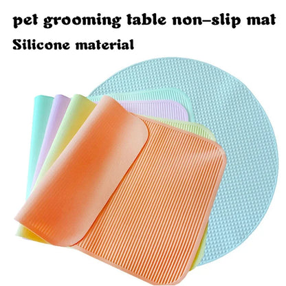 Pet Grooming Silicone Mat - Non-Slip Bath & Grooming Tool